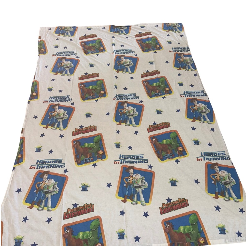 Disney Pixar Toy Story Twin Flat Sheet – Woody, Buzz & Friends  Clean and Bright